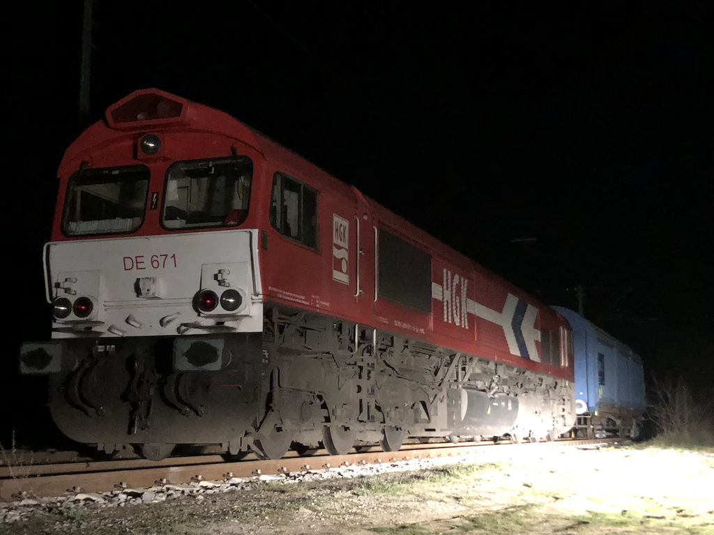 DE671 @ Neustadt (Donau)